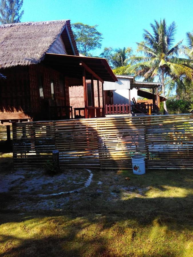 Asari Timo Cottage Karimunjawa Exterior foto